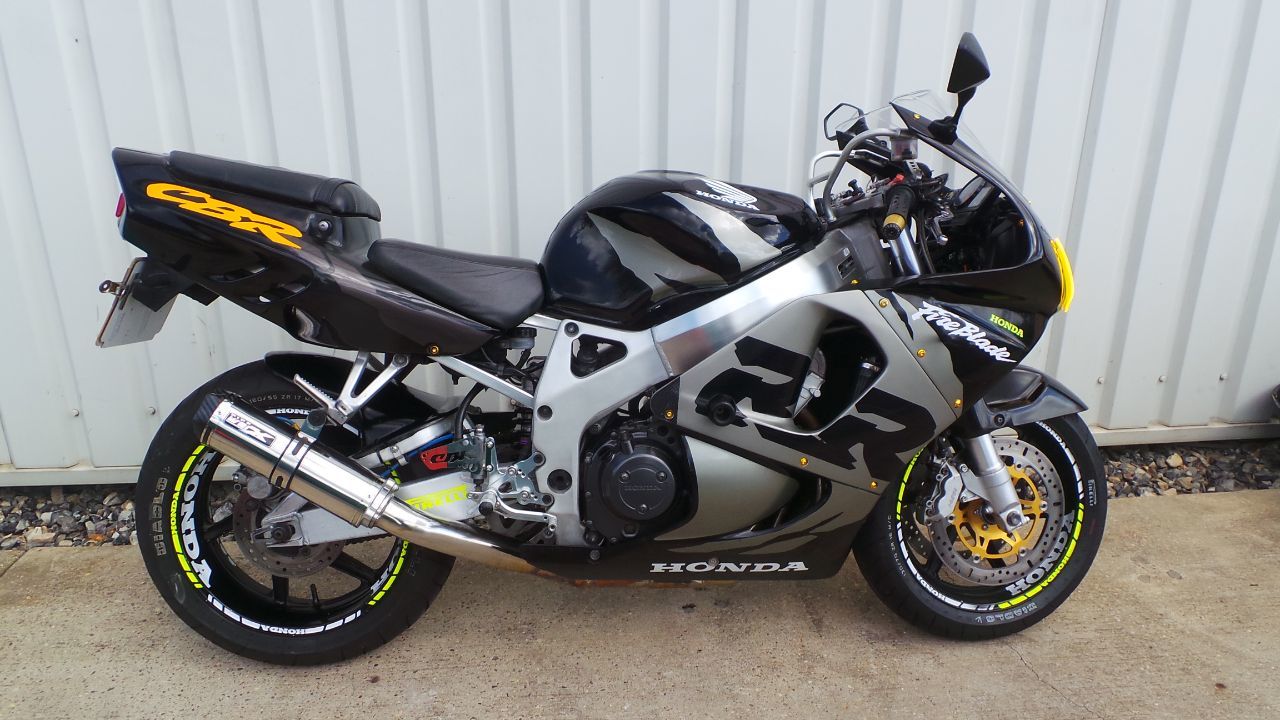 1998 Honda CBR900rr Fireblade