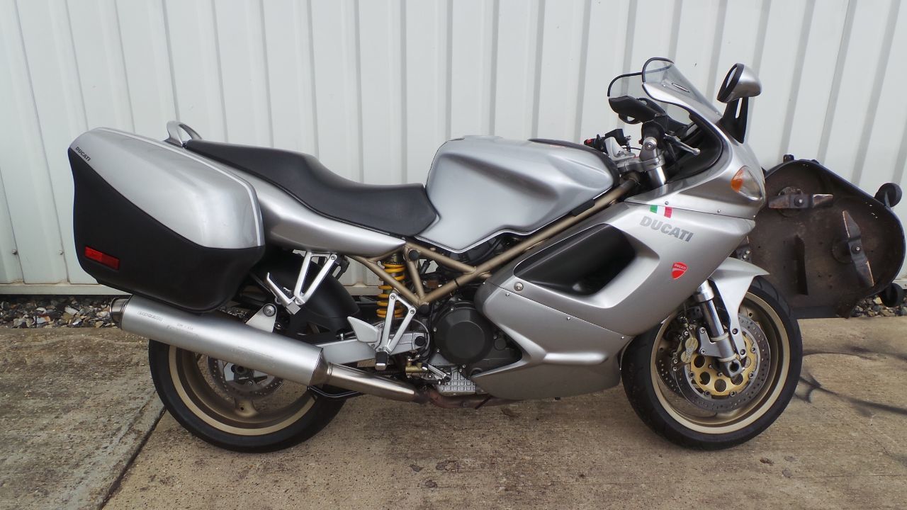 2000 Ducati ST2