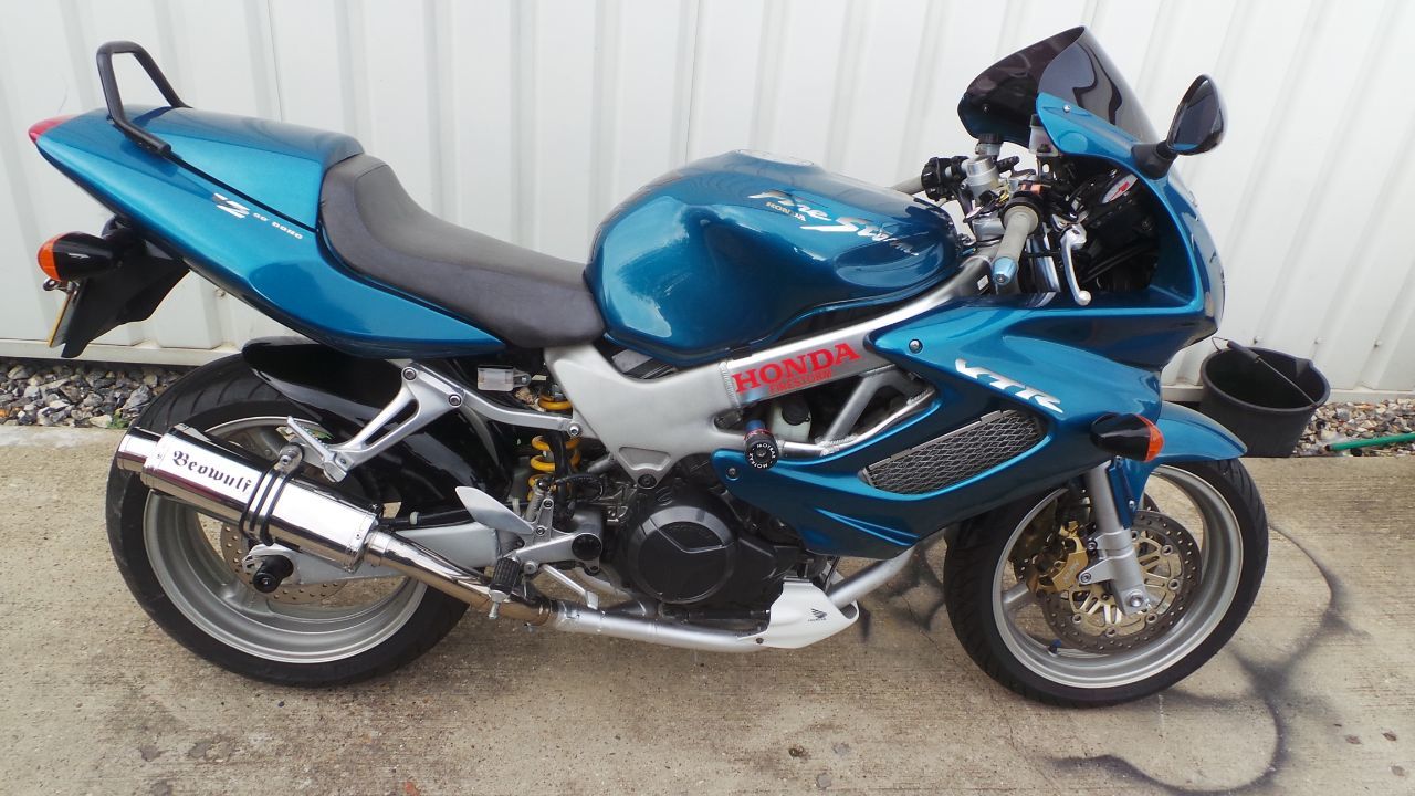 2001 Honda VTR1000