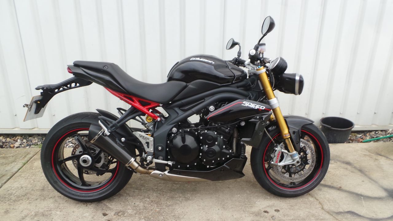 2015 Triumph Speed Triple 1050